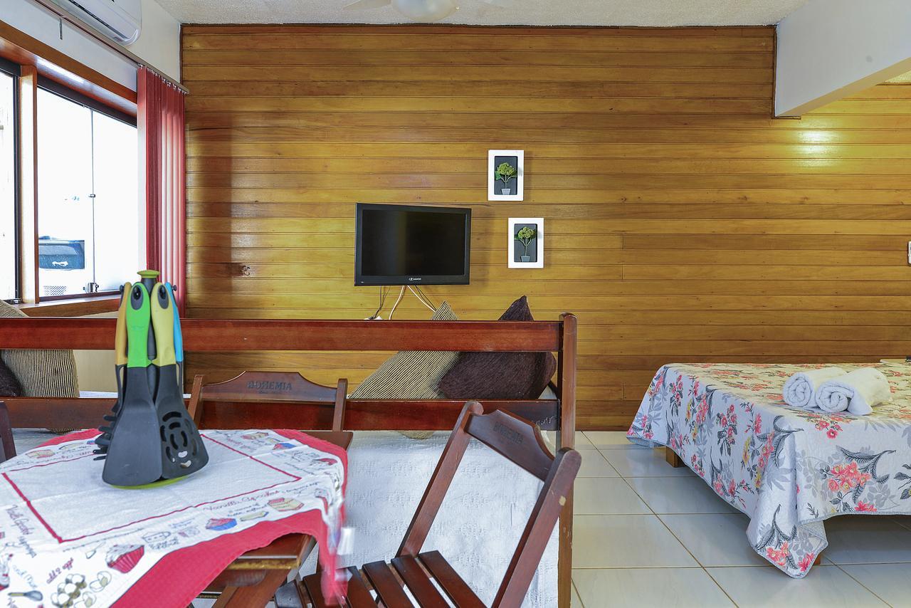 Adora Suites Vila do Abraao Bagian luar foto
