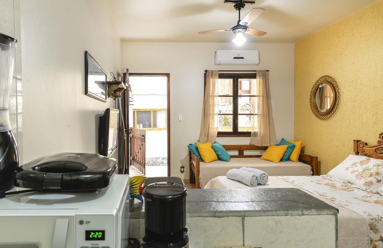 Adora Suites Vila do Abraao Bagian luar foto