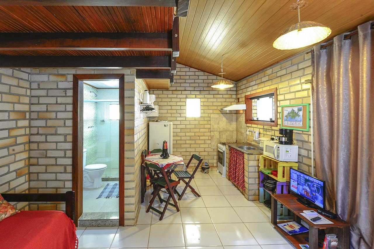 Adora Suites Vila do Abraao Bagian luar foto