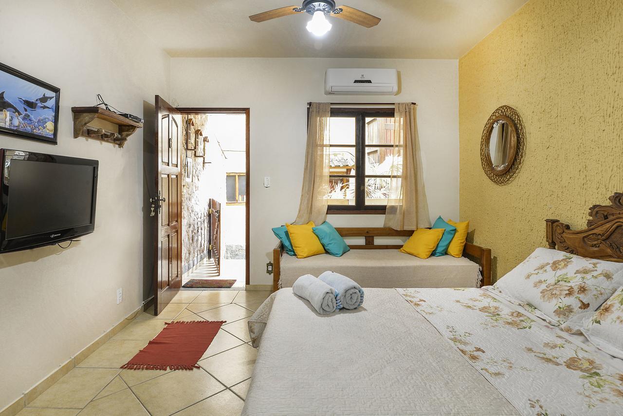 Adora Suites Vila do Abraao Bagian luar foto