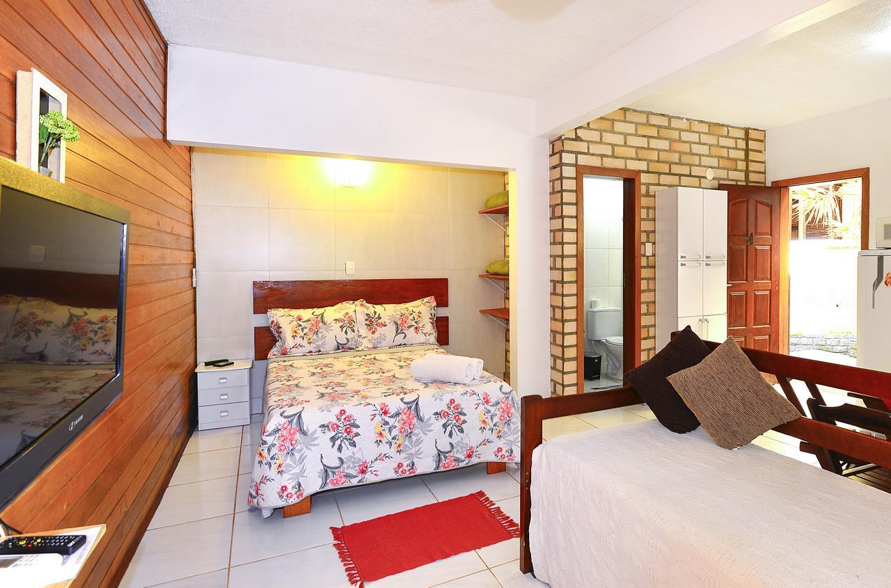 Adora Suites Vila do Abraao Bagian luar foto